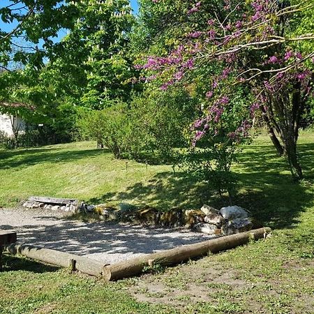 Bed and Breakfast Les Tremieres Saint-Paul-des-Fonts Esterno foto