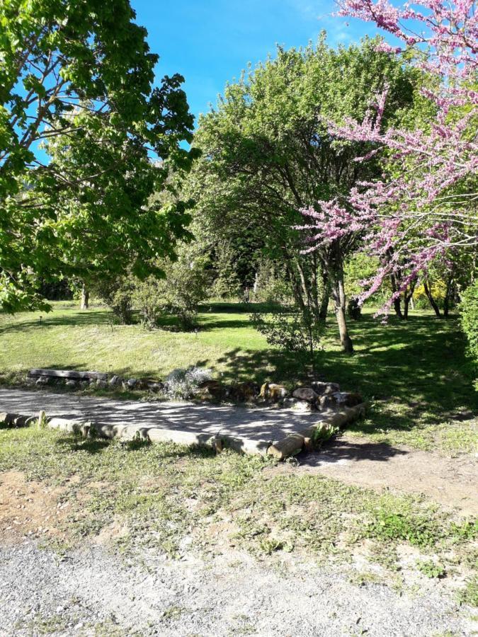 Bed and Breakfast Les Tremieres Saint-Paul-des-Fonts Esterno foto