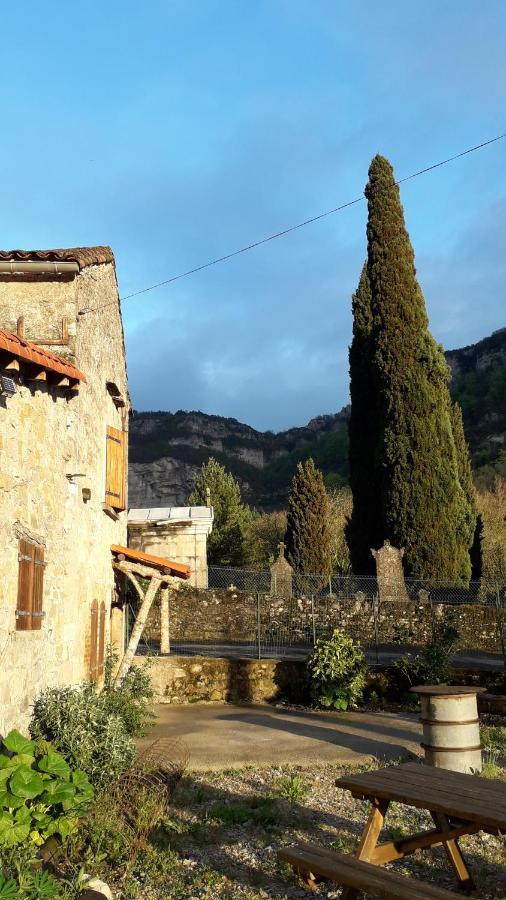 Bed and Breakfast Les Tremieres Saint-Paul-des-Fonts Esterno foto