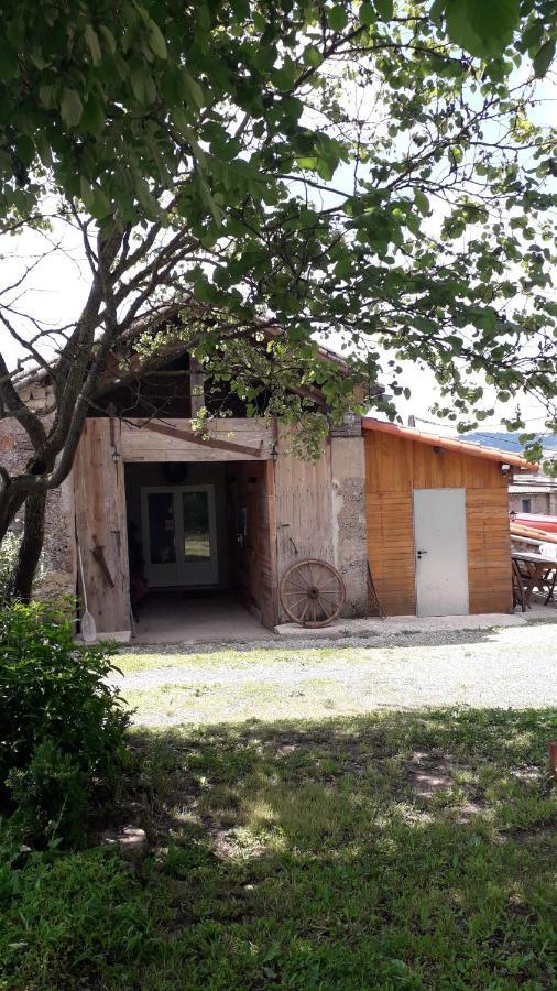 Bed and Breakfast Les Tremieres Saint-Paul-des-Fonts Esterno foto